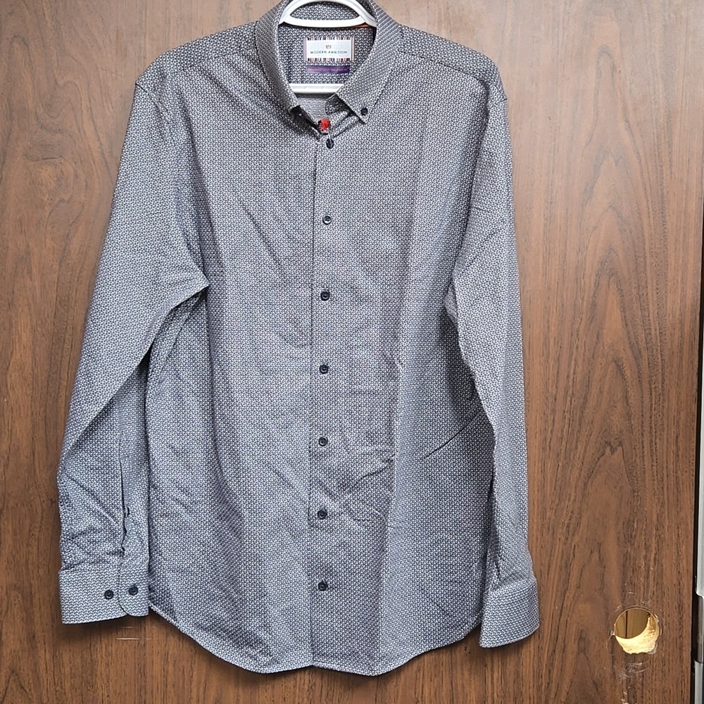 Modern Ambition Size M Blue and Grey Delightfully Technical Button Down Shirt